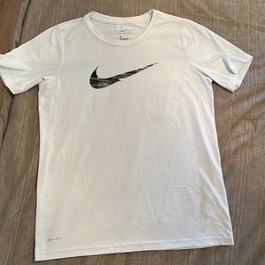 Boys Nike T-shirt
